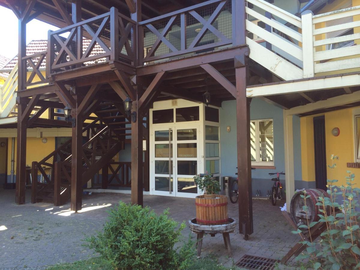 Le Relais De Wasselonne Aparthotel Εξωτερικό φωτογραφία